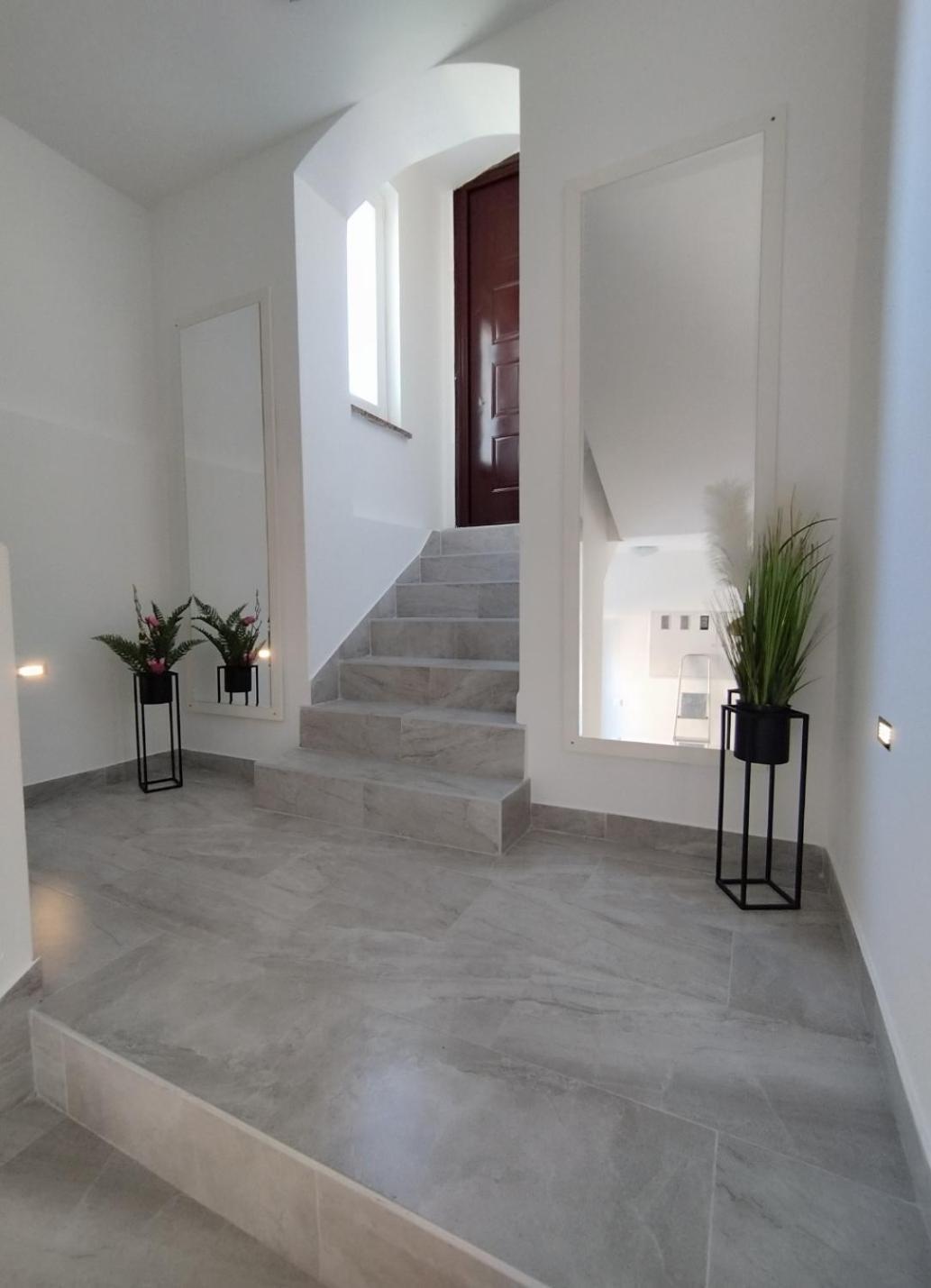 Apartmani Dianna Kaštela Exteriör bild