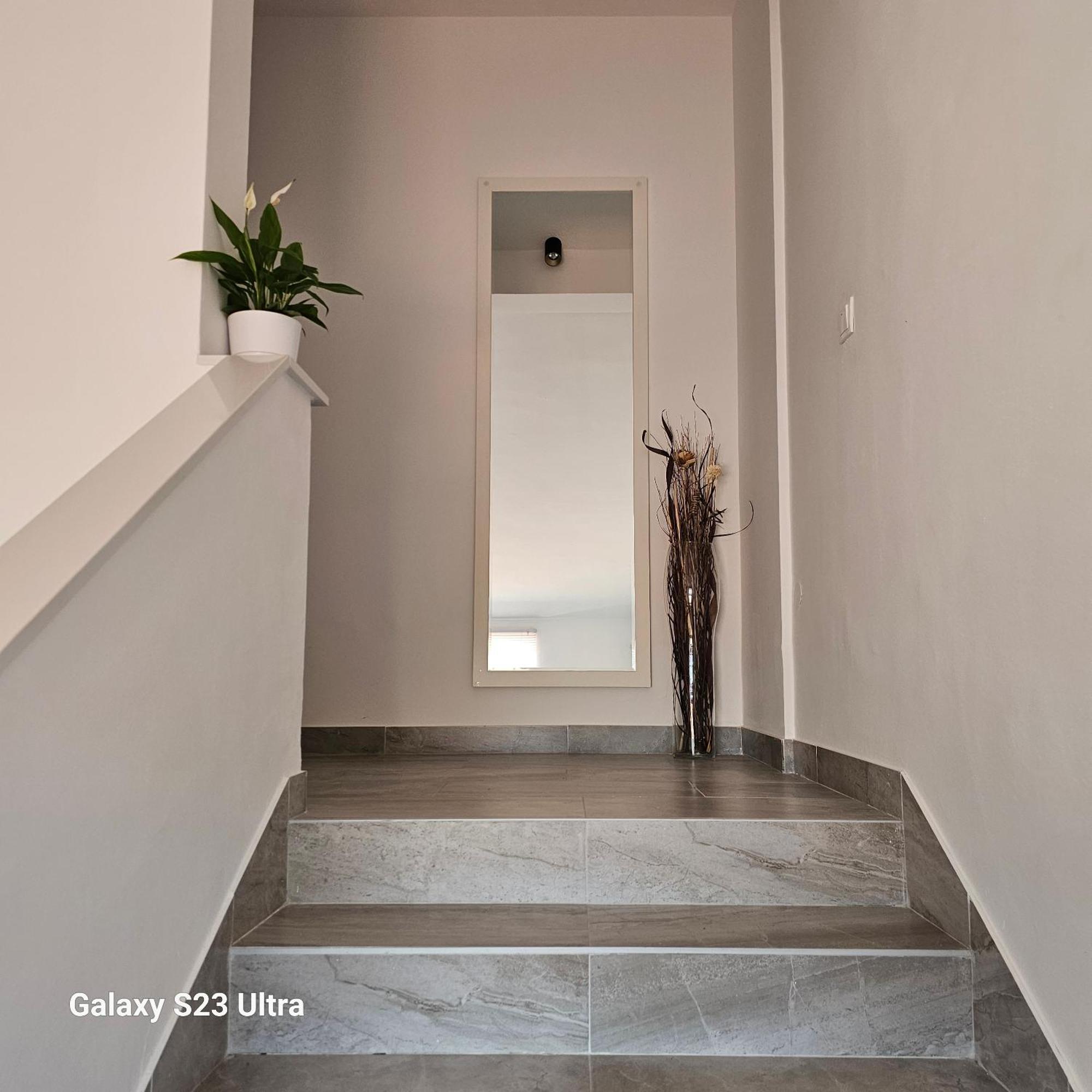 Apartmani Dianna Kaštela Exteriör bild