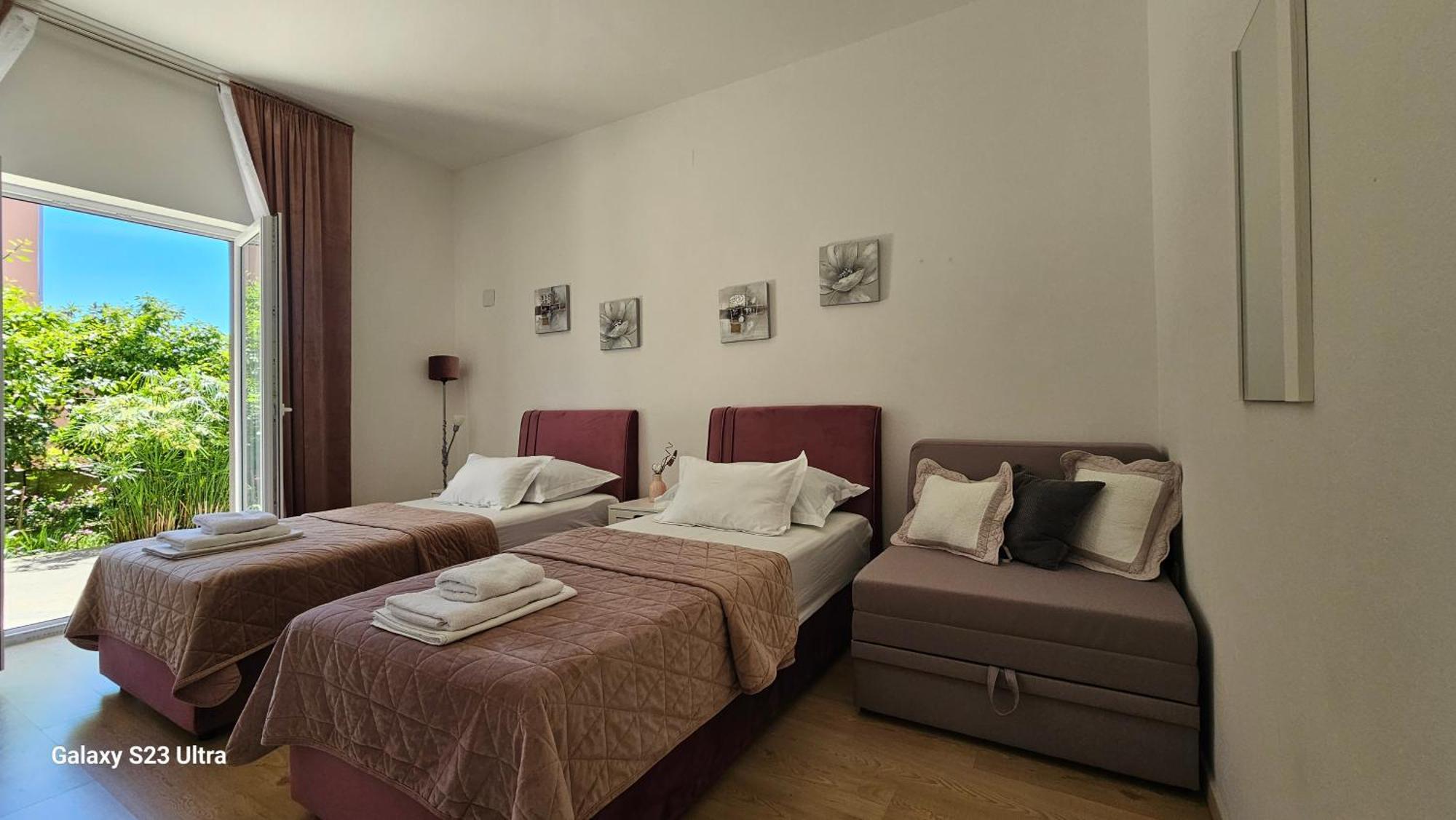 Apartmani Dianna Kaštela Exteriör bild