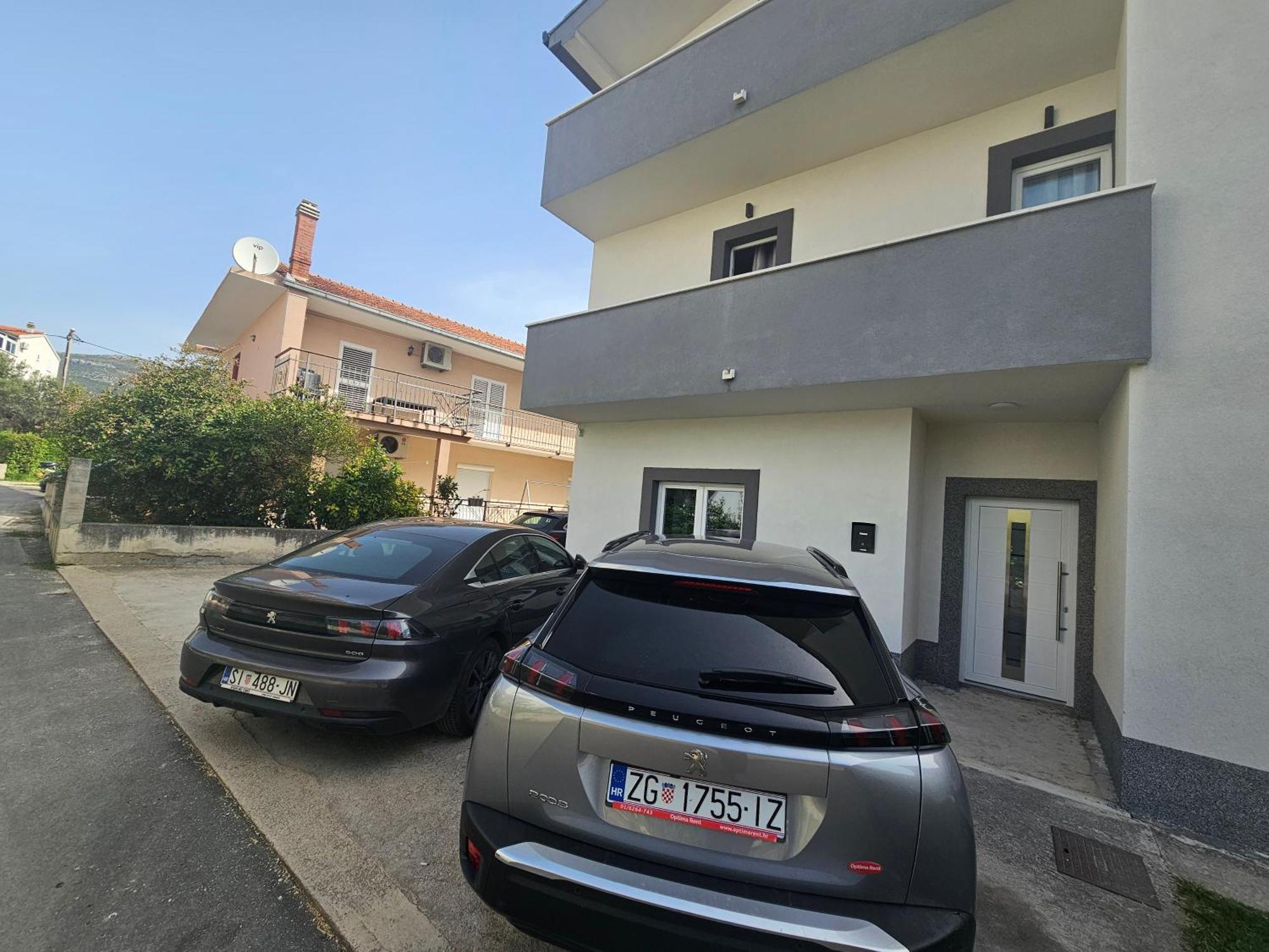 Apartmani Dianna Kaštela Exteriör bild